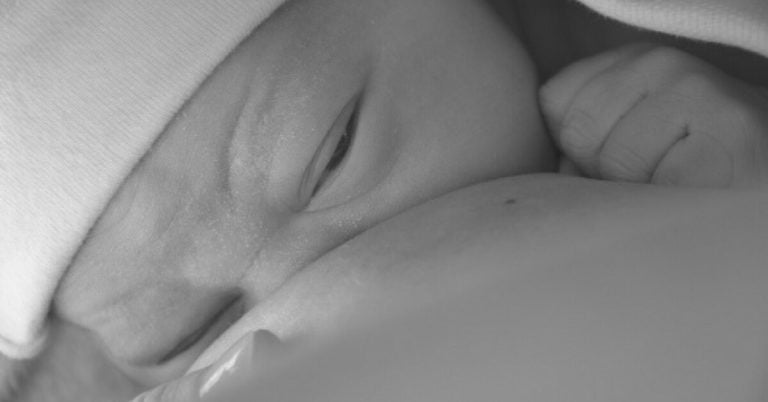 Seven practical breastfeeding tips that they don't tell you