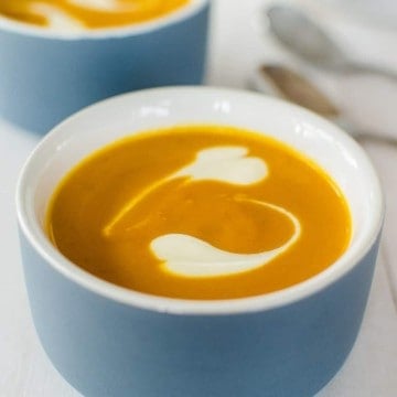 Pumpkin and peanut butter soup, such a simple and easy soup, but the peanut butter is a game changer. Healthy Kids Food