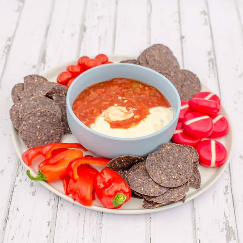 Red white and blue platter, a super easy patriotic party platter for the fourth of July