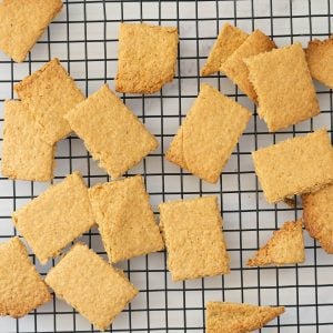 Crackers on a cooling rack.